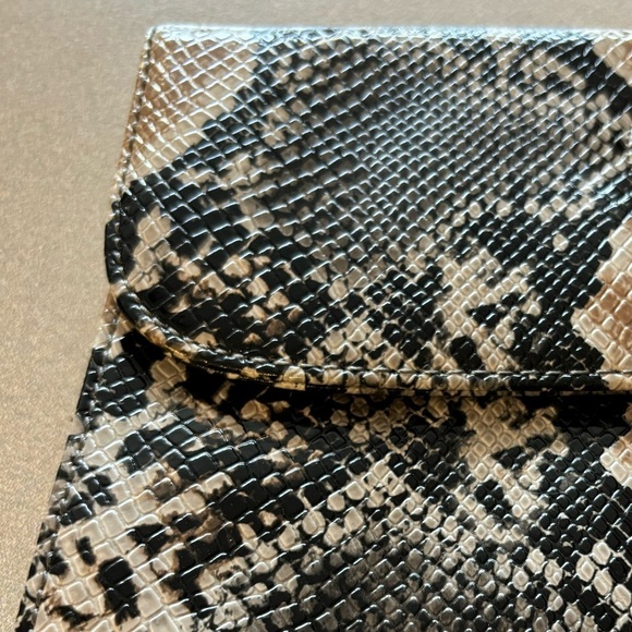 Nine West Snake Print Clutch - Picture 6 of 7